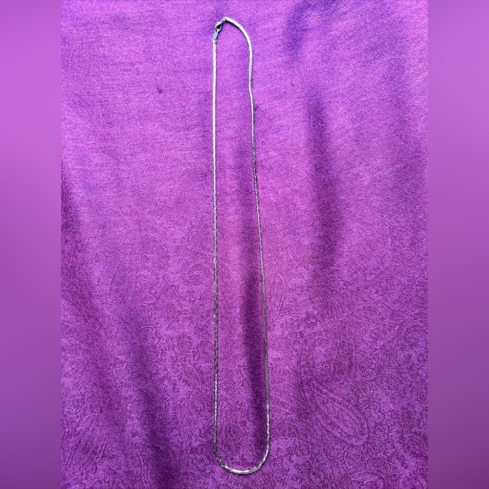 J & S Silvertone Necklace 14"